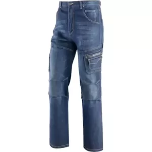 Spodnie jeansowe raider z wieloma kieszeniami 95% bawełna 5% elastan gramatura 347 g/m2 profilowane kolana rozmiar 46