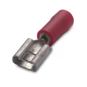 Nasuwka izolowana z antywibracyjną tulejką miedzianą 1.5-6.3/0.8 pvc zakres 0.25-1.5 mm2 czerwona blister 10 sztuk model bm00