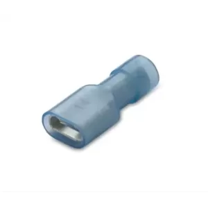 Nasuwka całkowicie izolowana z antywibracyjną tulejką miedzianą 2,5-6,3/0,8 nylon 105DEGC zakres 1,5-2,5mm2 niebieska